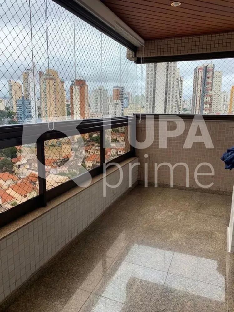 Apartamento à venda com 3 quartos, 145m² - Foto 3