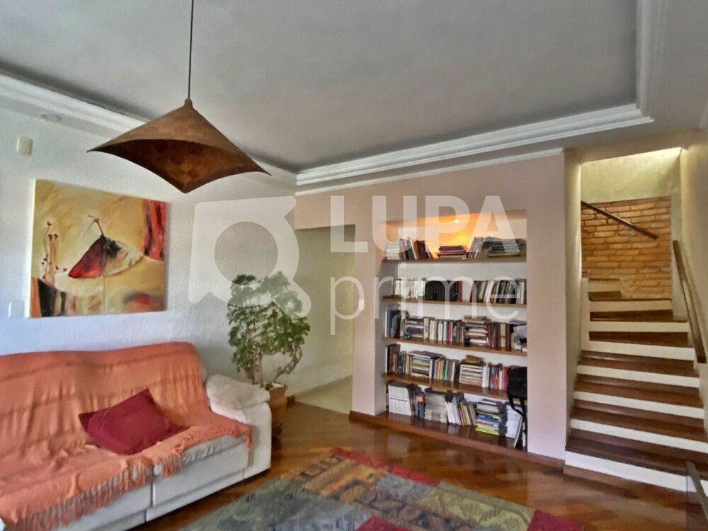 Casa, 4 quartos, 250 m² - Foto 4