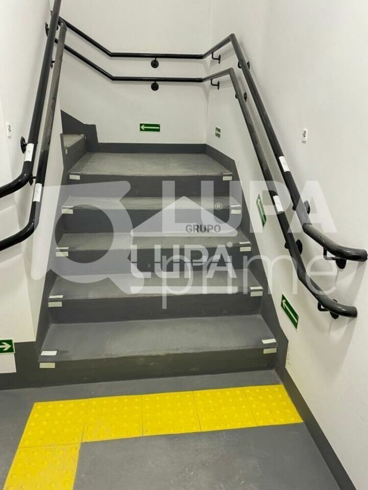 Apartamento à venda com 2 quartos, 44m² - Foto 20