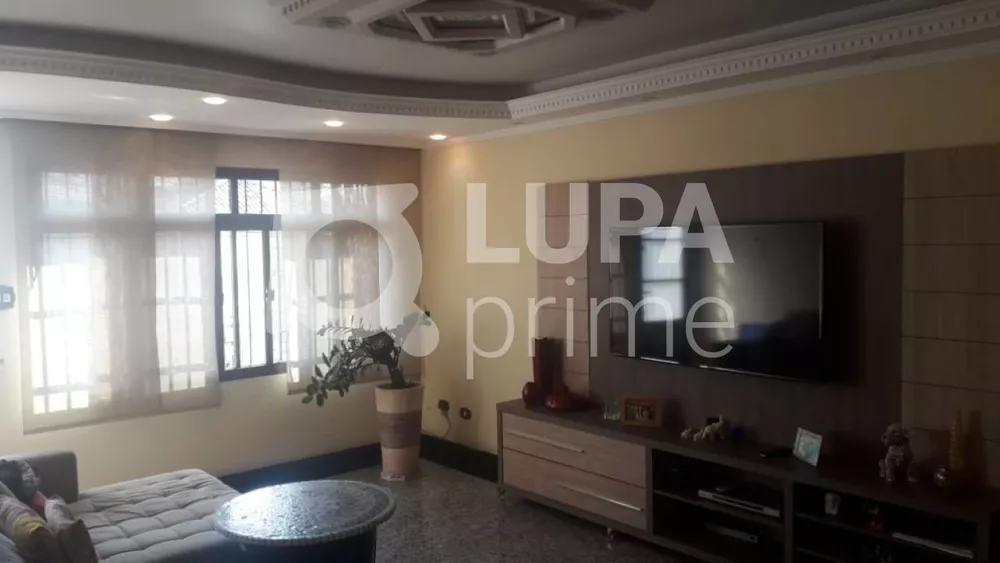 Casa à venda com 2 quartos, 260m² - Foto 3