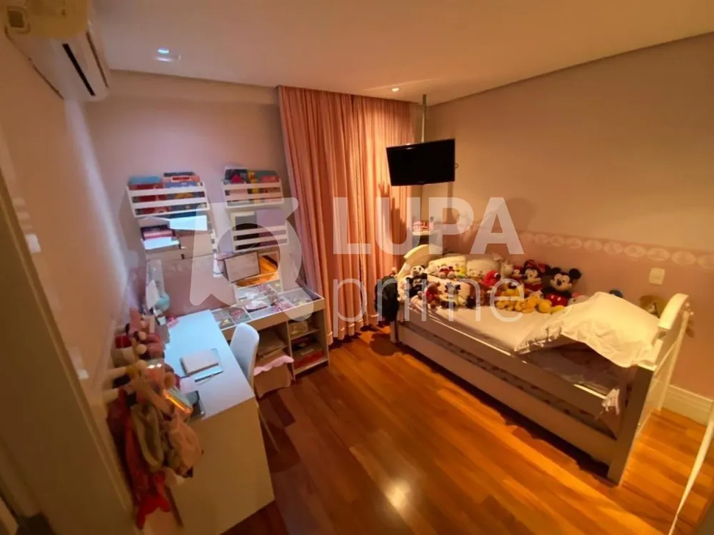Apartamento, 4 quartos, 220 m² - Foto 4