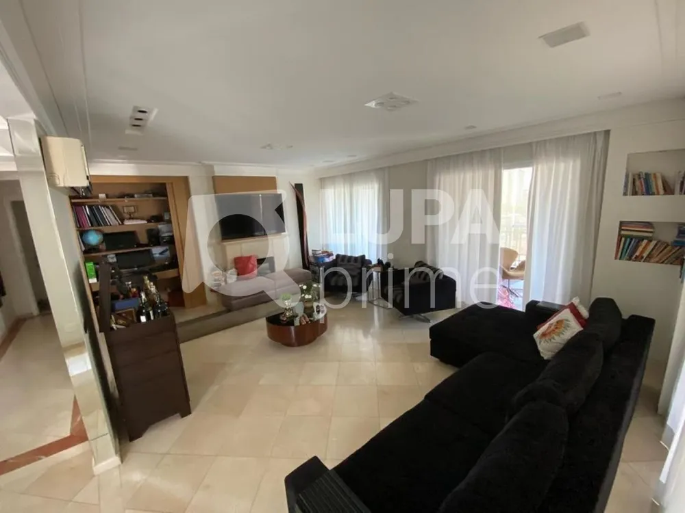 Apartamento, 4 quartos, 220 m² - Foto 1