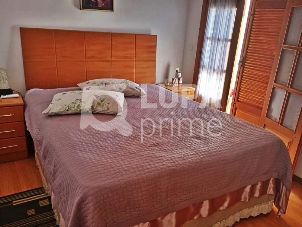 Casa, 4 quartos, 256 m² - Foto 2