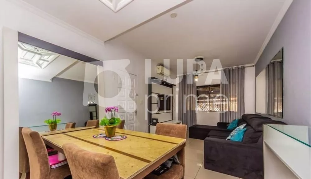 Casa à venda com 2 quartos, 130m² - Foto 1