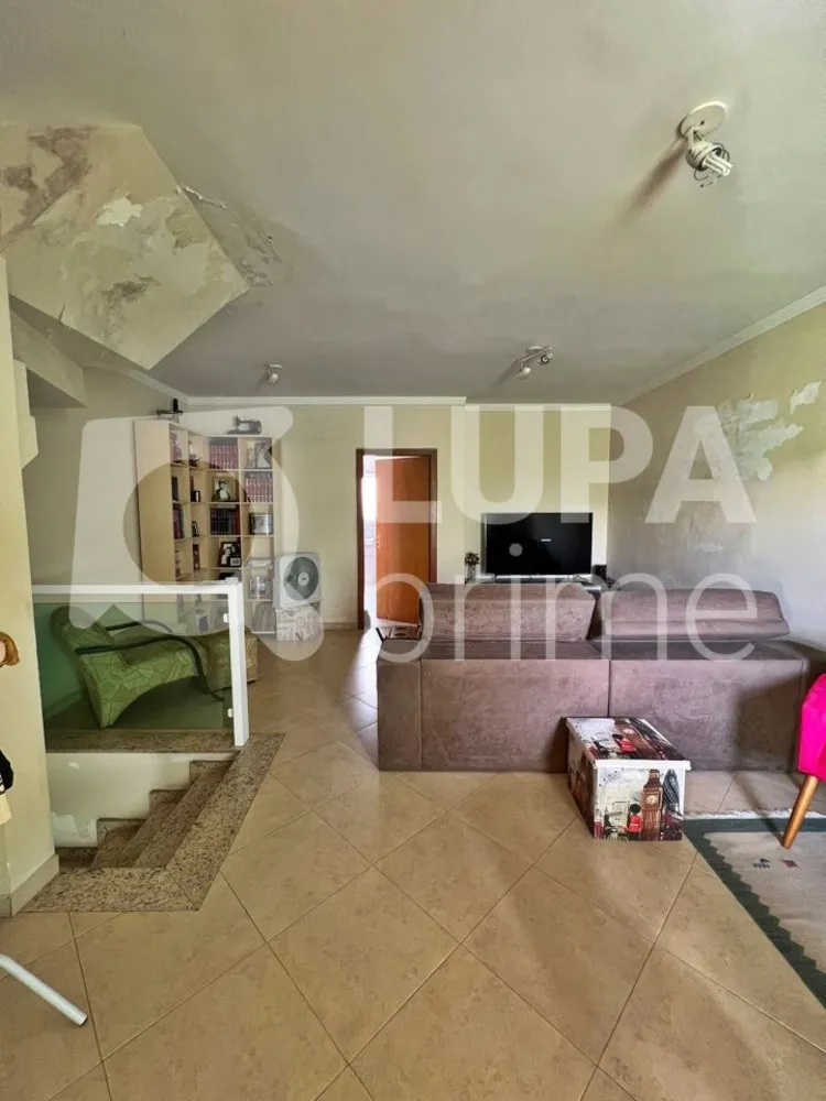 Casa, 3 quartos, 217 m² - Foto 9