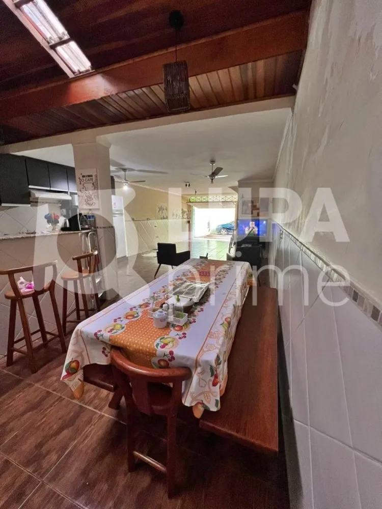Casa, 3 quartos, 217 m² - Foto 7
