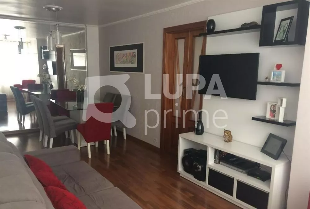 Apartamento à venda com 2 quartos, 67m² - Foto 1