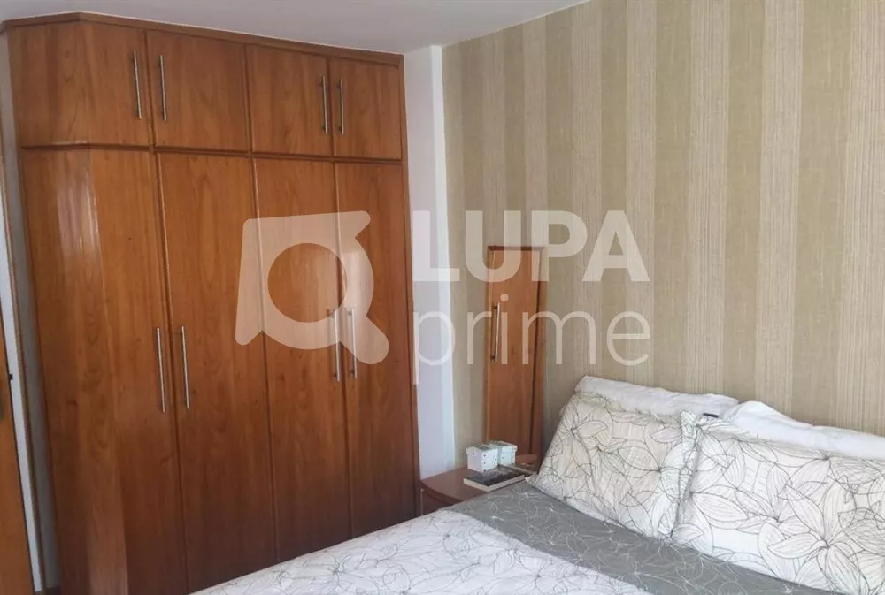 Apartamento à venda com 2 quartos, 67m² - Foto 4