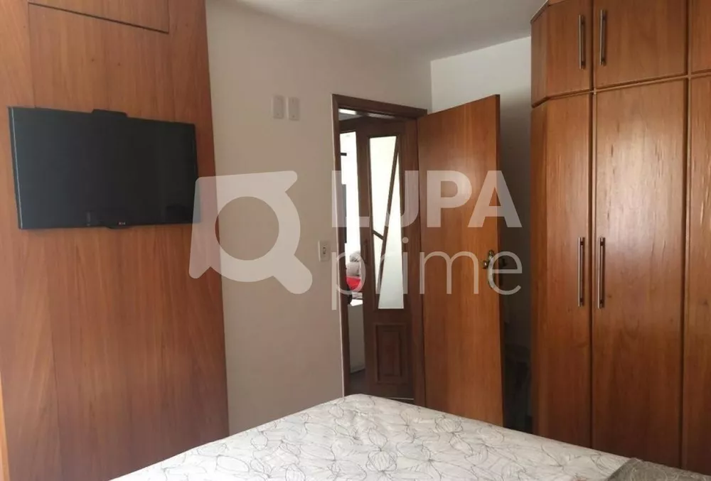 Apartamento à venda com 2 quartos, 67m² - Foto 3