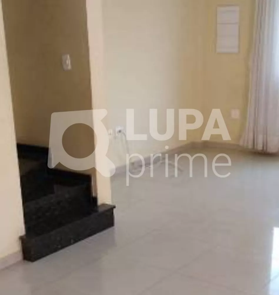 Casa à venda com 3 quartos, 98m² - Foto 3