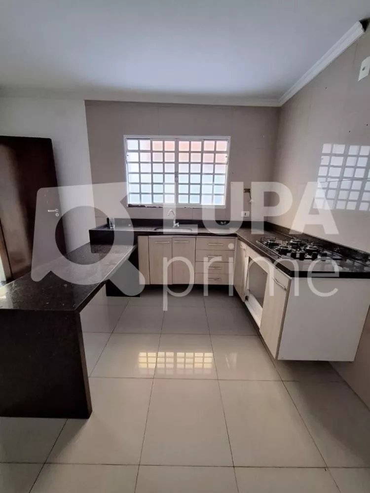 Casa à venda com 4 quartos, 130m² - Foto 4