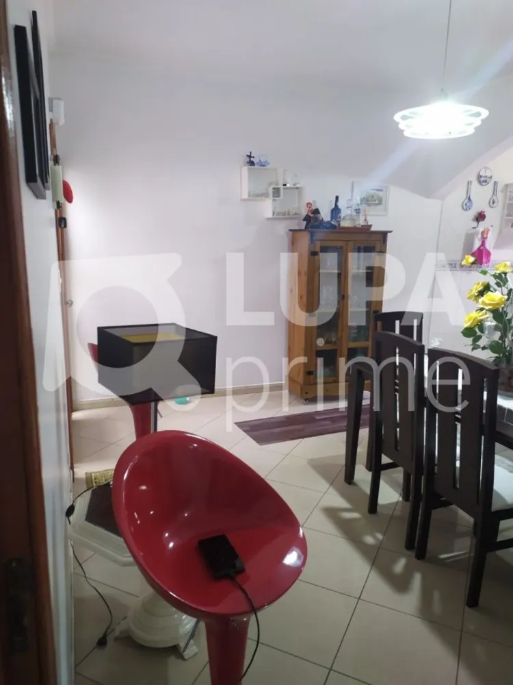 Casa, 3 quartos, 198 m² - Foto 1