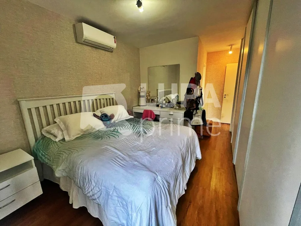 Casa, 4 quartos, 225 m² - Foto 1