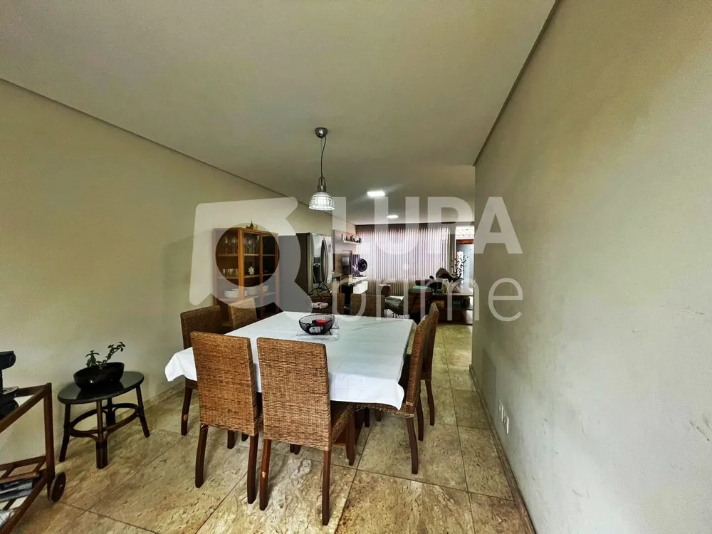 Casa, 4 quartos, 225 m² - Foto 12