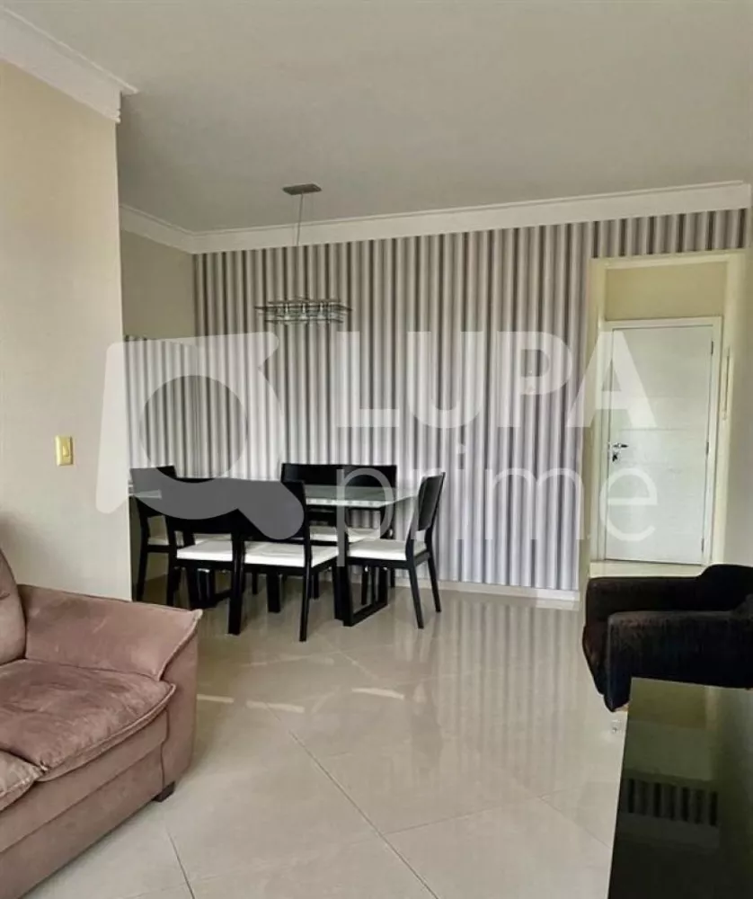 Apartamento à venda com 3 quartos, 78m² - Foto 1