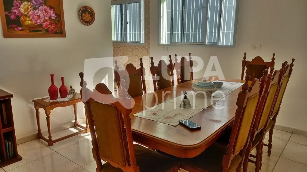 Casa, 3 quartos, 135 m² - Foto 1
