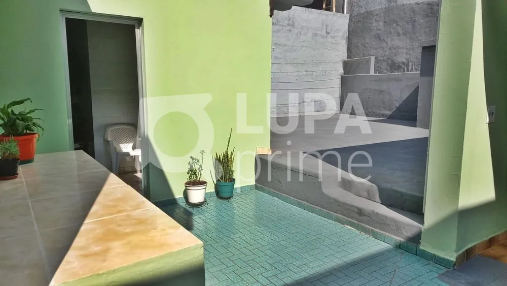 Casa, 3 quartos, 135 m² - Foto 2
