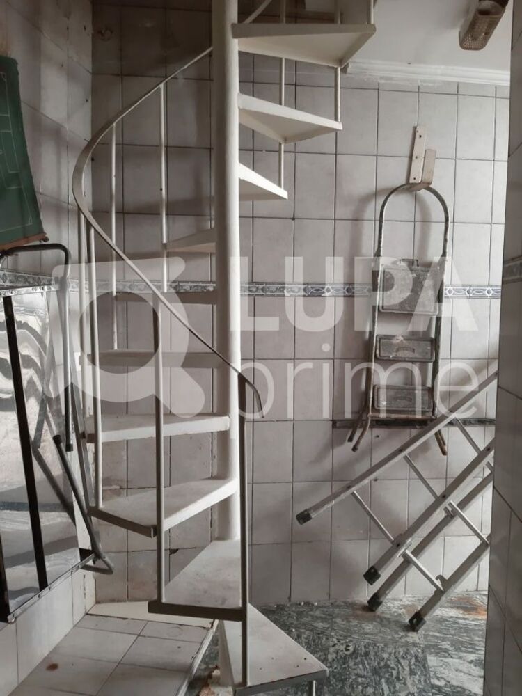 Prédio Inteiro à venda com 2 quartos, 268m² - Foto 15