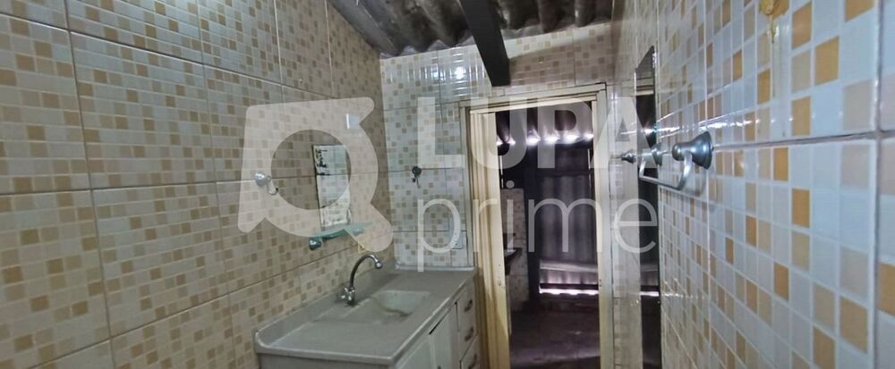 Casa para alugar com 2 quartos, 180m² - Foto 12