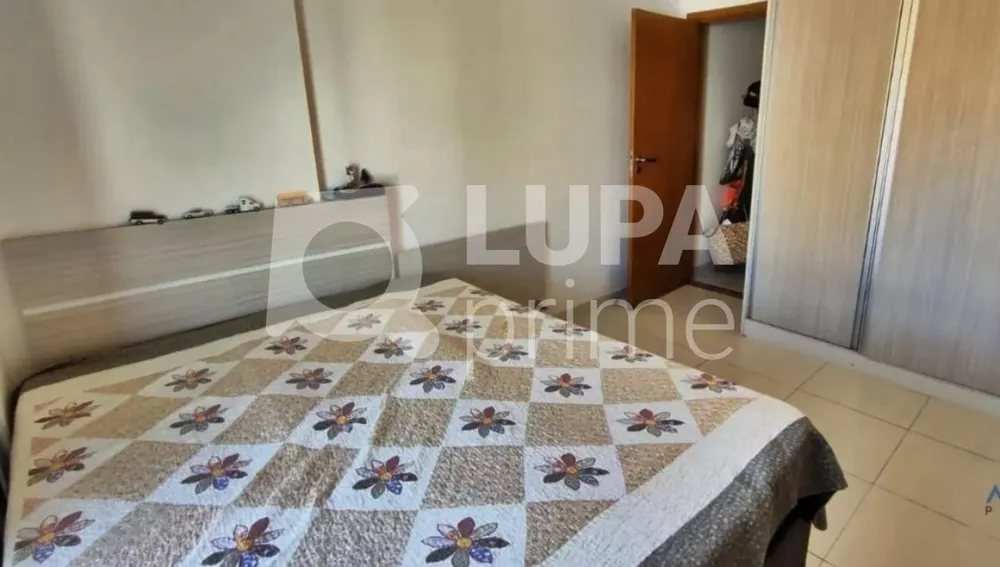 Apartamento à venda com 2 quartos, 94m² - Foto 3