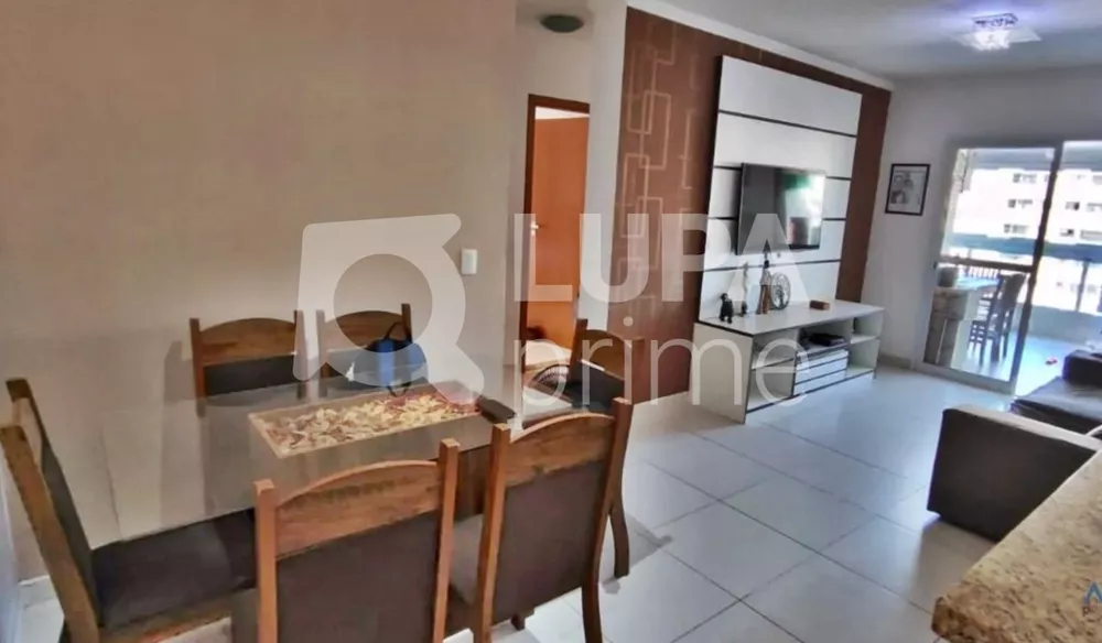 Apartamento à venda com 2 quartos, 94m² - Foto 2