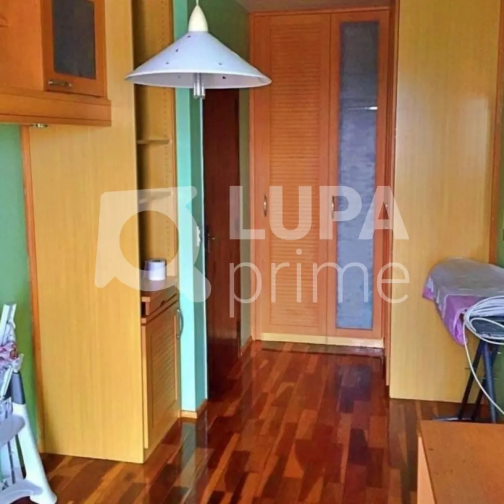 Casa, 3 quartos, 240 m² - Foto 12