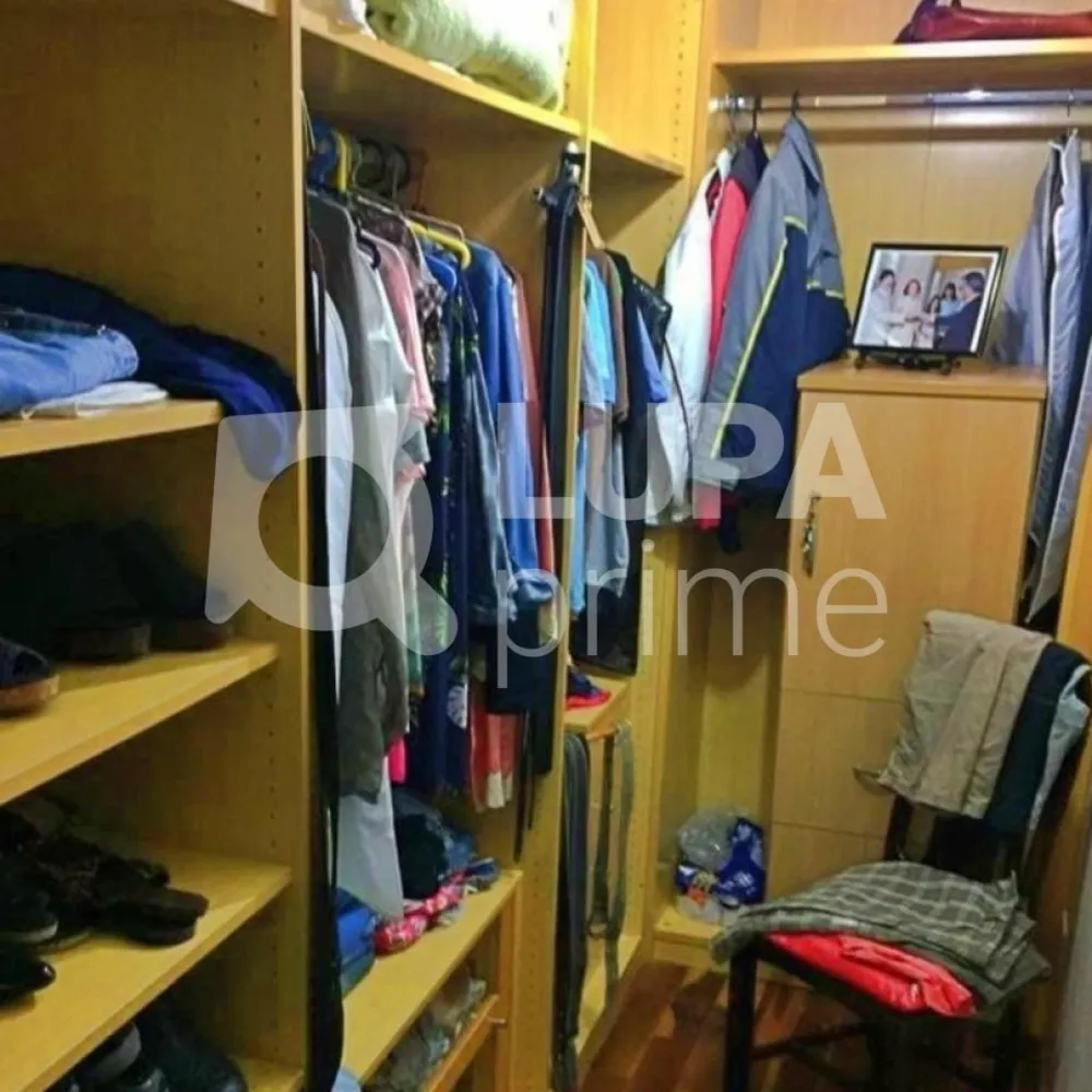 Casa, 3 quartos, 240 m² - Foto 9
