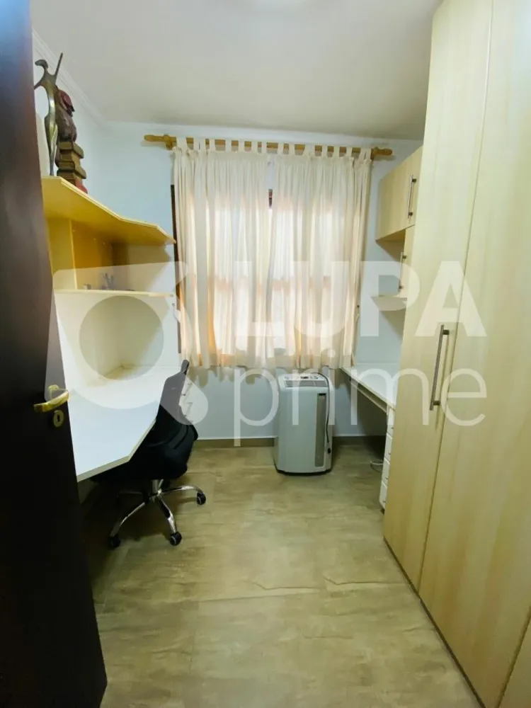 Casa, 3 quartos, 225 m² - Foto 2