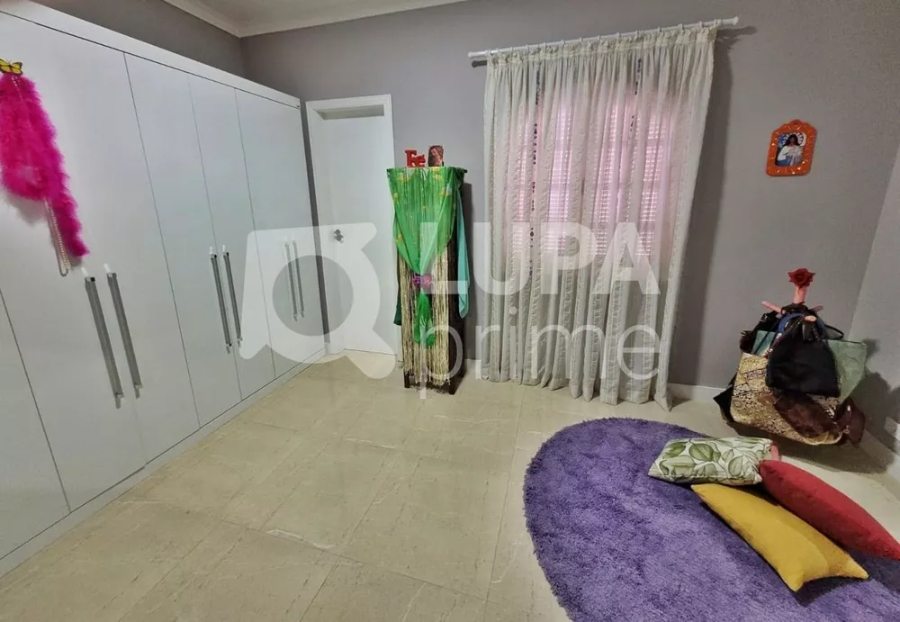 Casa à venda com 2 quartos, 101m² - Foto 12