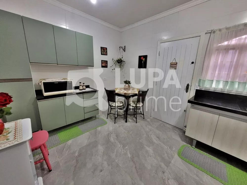 Casa à venda com 2 quartos, 101m² - Foto 14