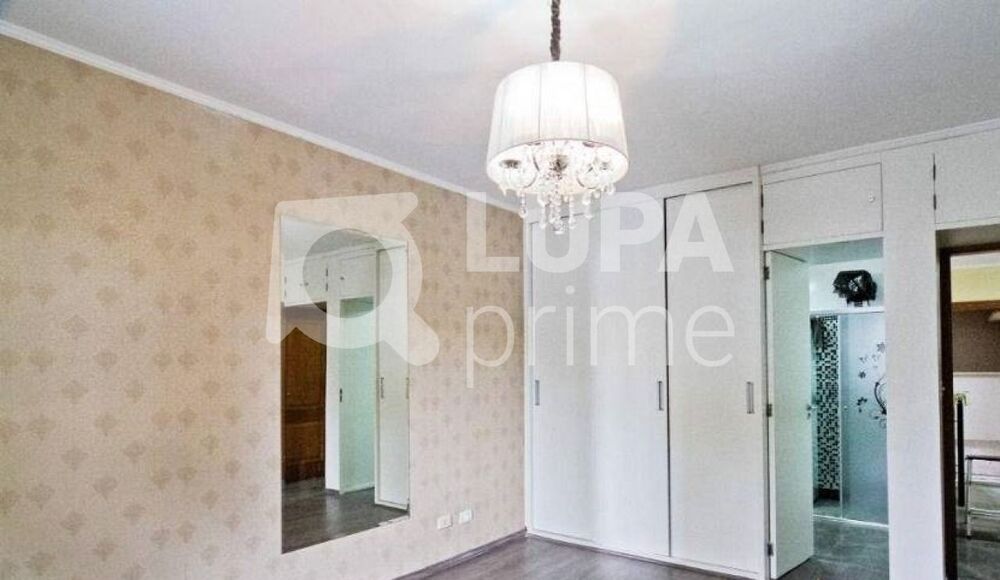 Casa à venda com 4 quartos, 250m² - Foto 23