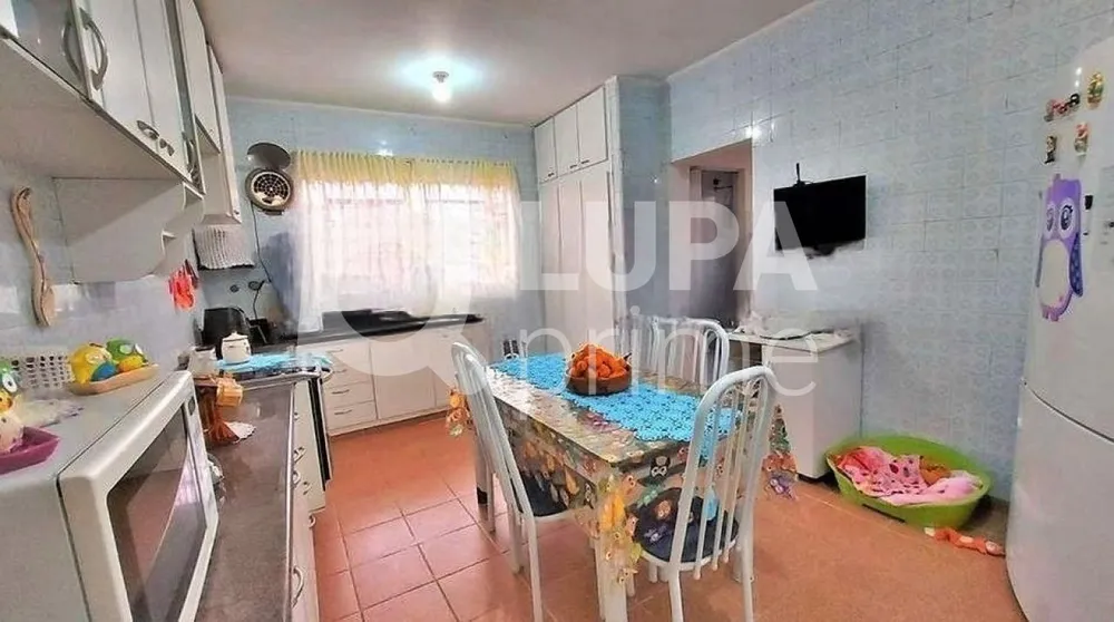 Casa, 5 quartos, 253 m² - Foto 2
