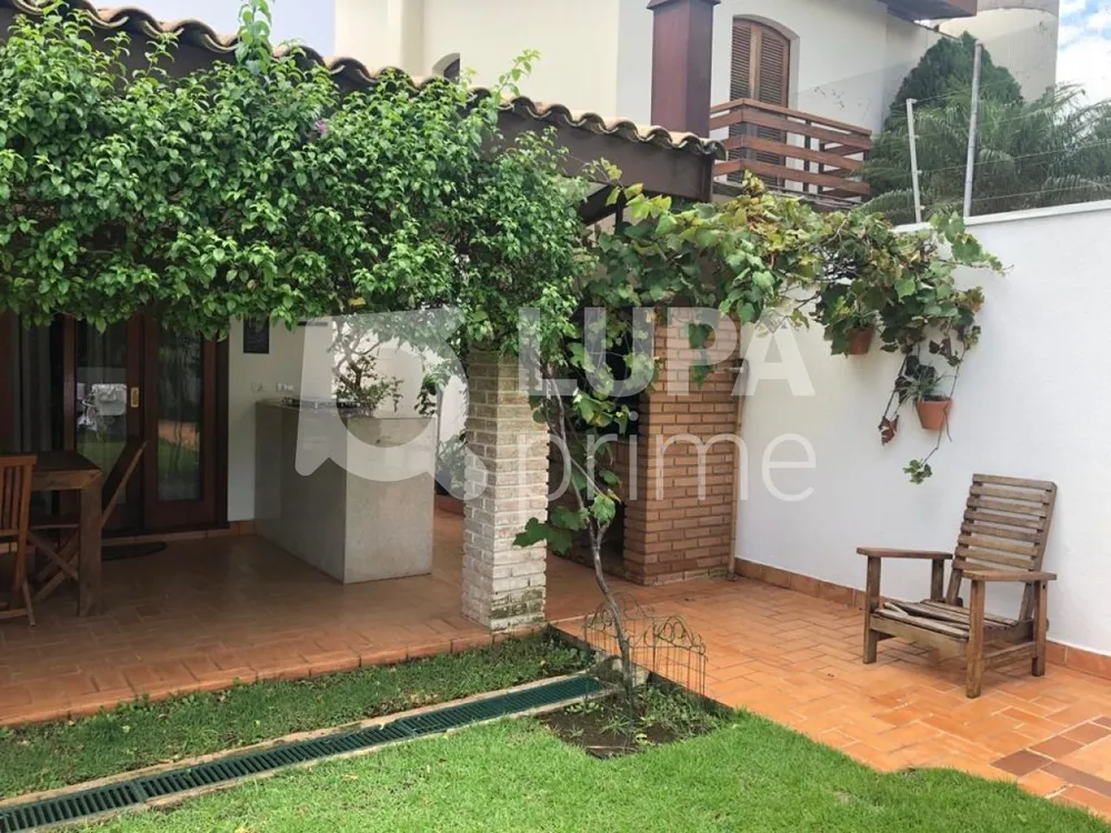 Casa, 4 quartos, 593 m² - Foto 3