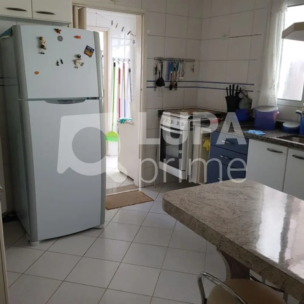 Casa, 3 quartos, 250 m² - Foto 1