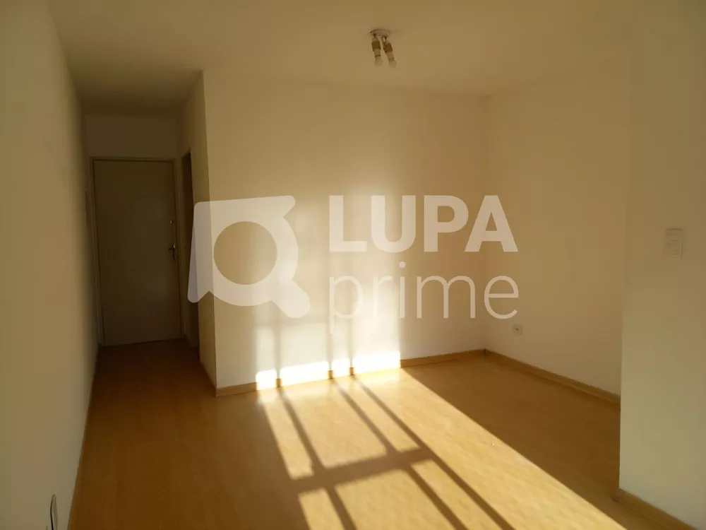 Apartamento à venda com 3 quartos, 75m² - Foto 4