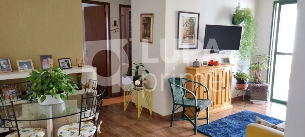 Apartamento à venda com 2 quartos, 65m² - Foto 3