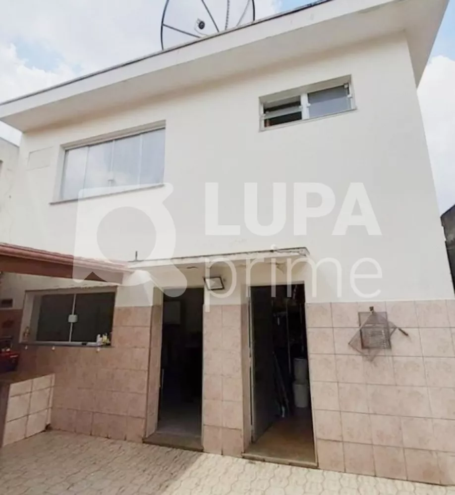 Casa à venda com 3 quartos, 180m² - Foto 1