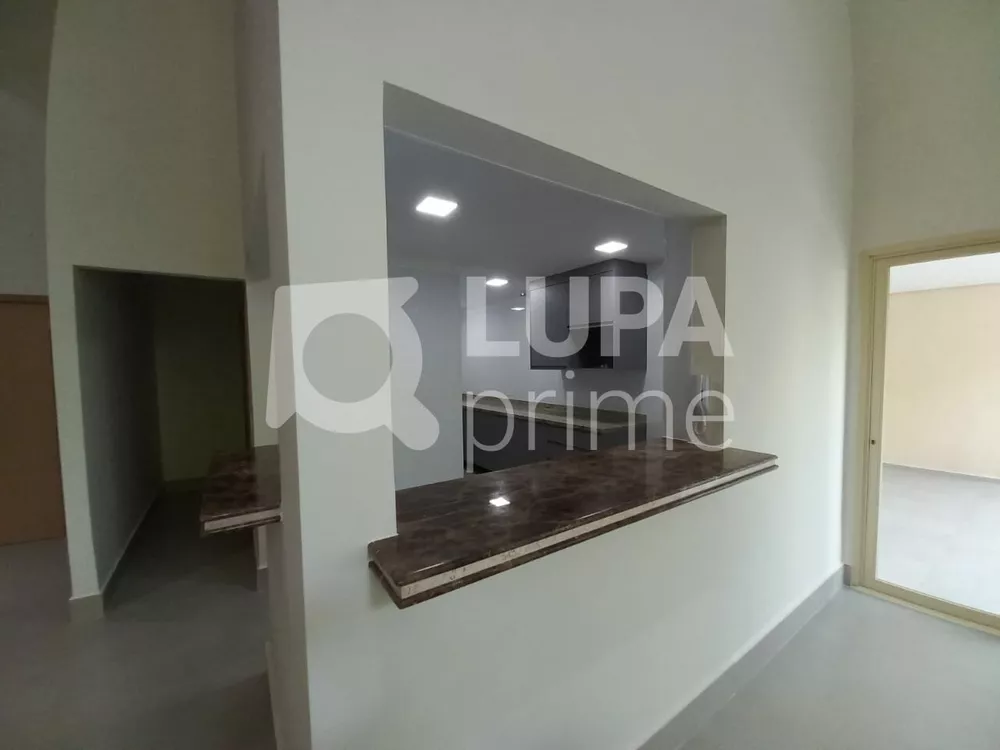 Apartamento à venda com 2 quartos, 66m² - Foto 3