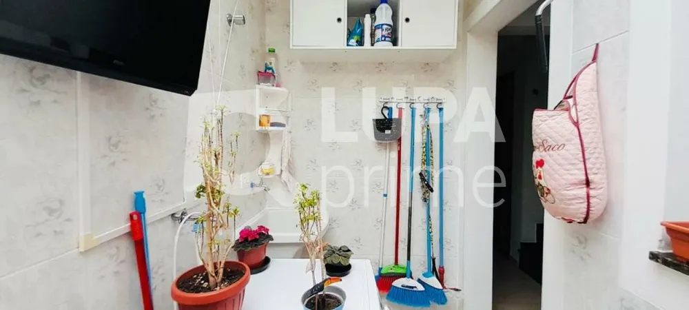 Casa, 2 quartos, 61 m² - Foto 1