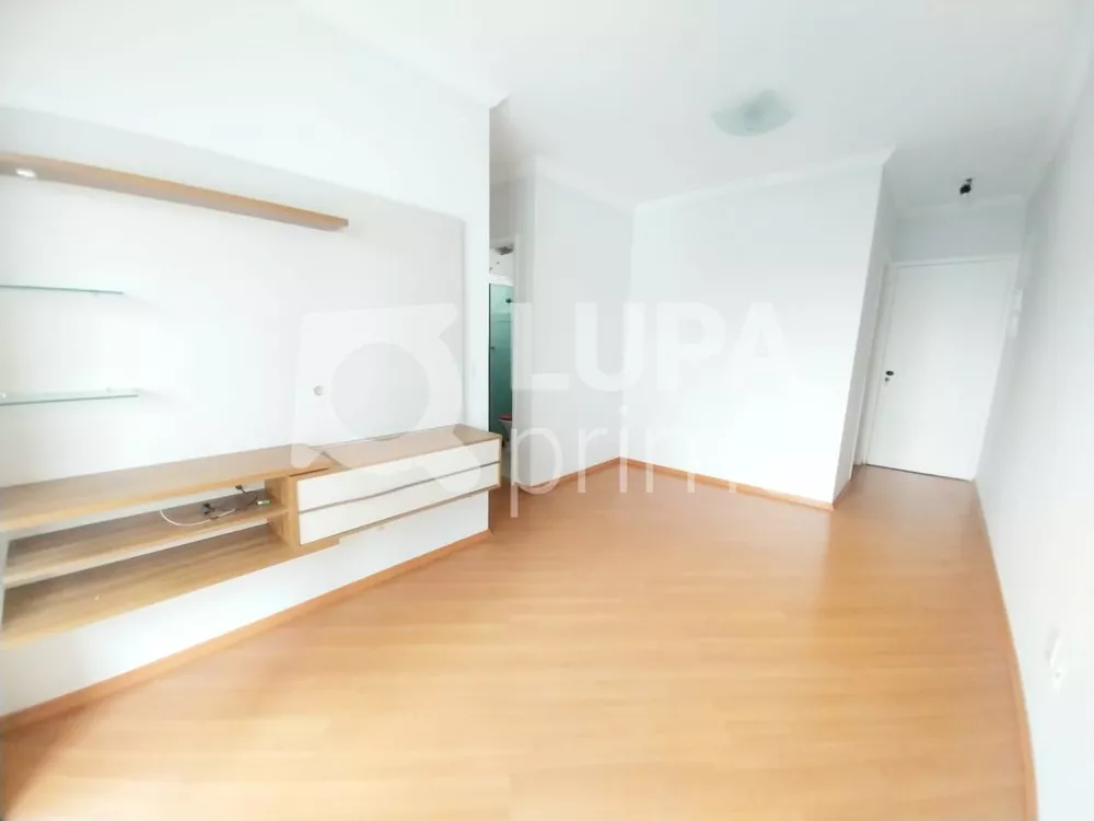 Apartamento à venda com 2 quartos, 48m² - Foto 2