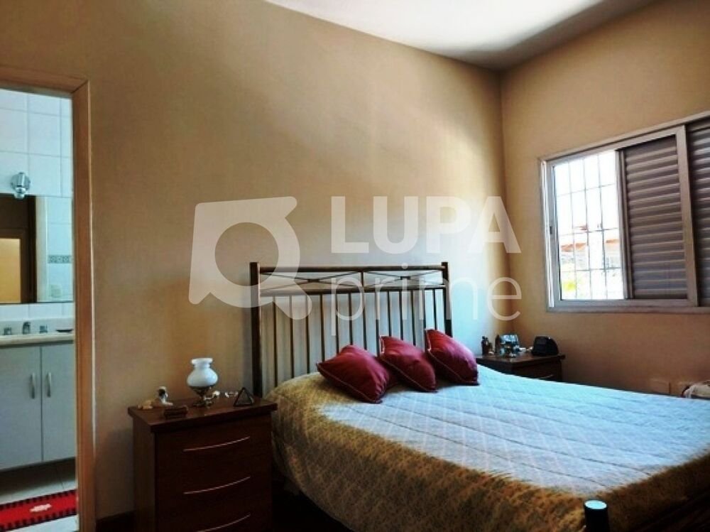 Prédio Inteiro para alugar, 220m² - Foto 3