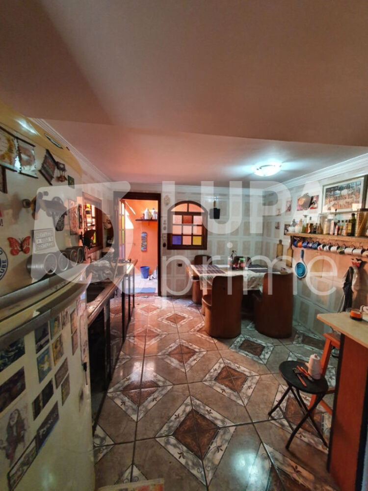 Casa à venda com 4 quartos, 140m² - Foto 10
