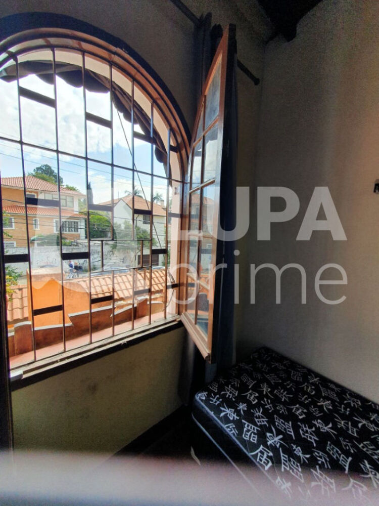 Casa à venda com 4 quartos, 140m² - Foto 3