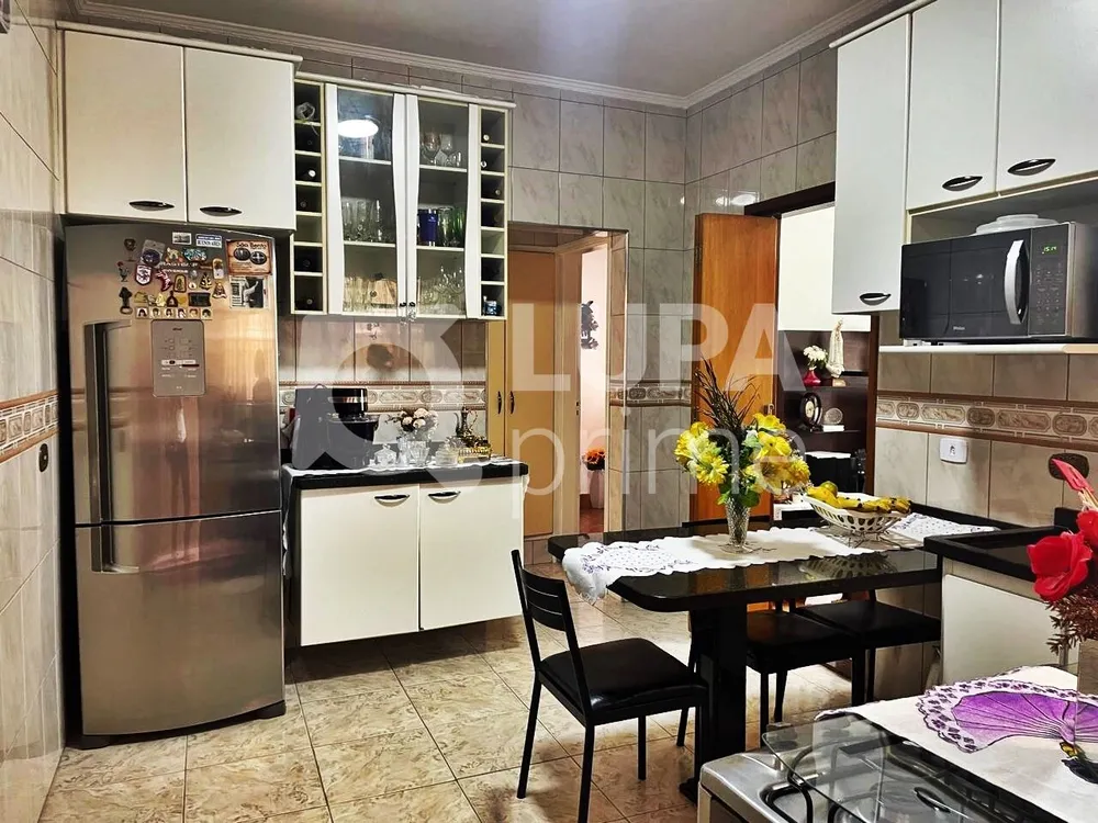 Casa, 3 quartos, 188 m² - Foto 9