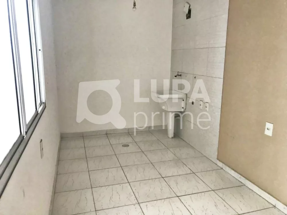 Casa à venda com 3 quartos, 250m² - Foto 6