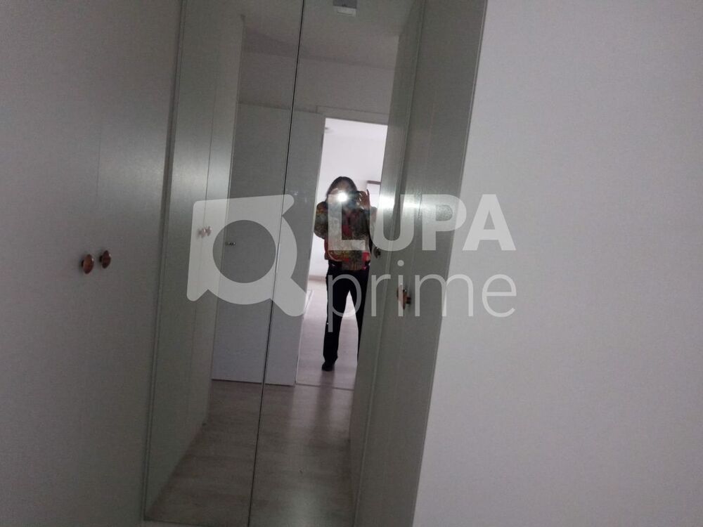 Apartamento à venda com 2 quartos, 62m² - Foto 14