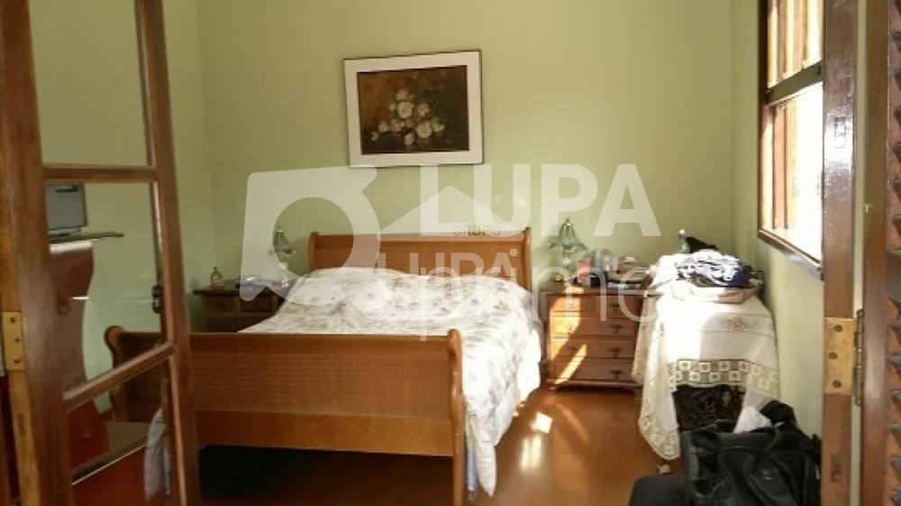 Casa, 6 quartos, 250 m² - Foto 12
