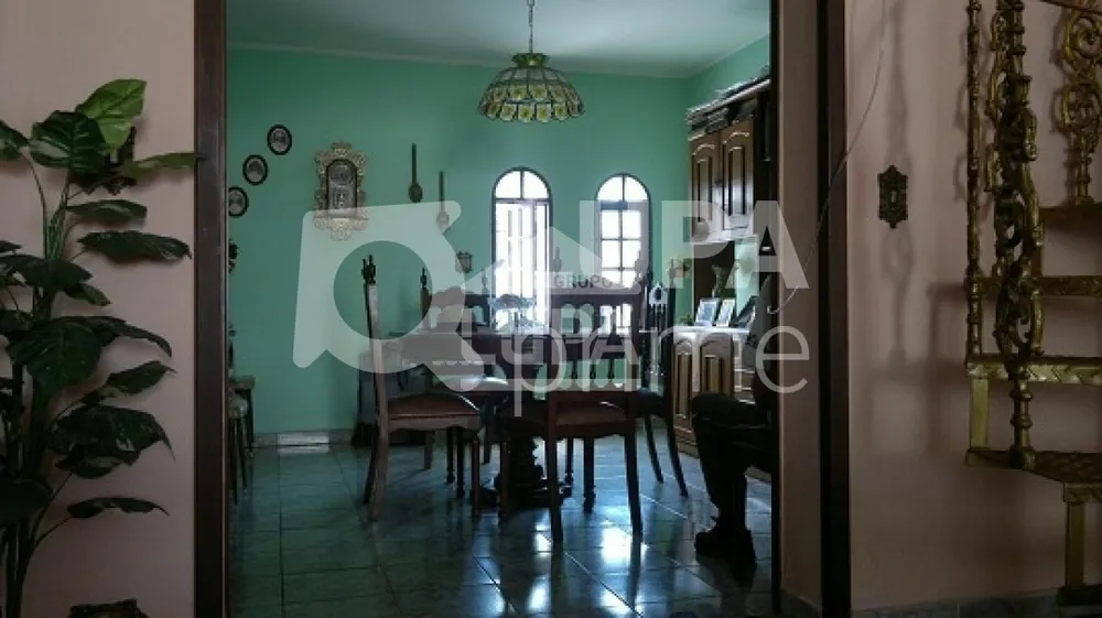 Casa, 6 quartos, 250 m² - Foto 3
