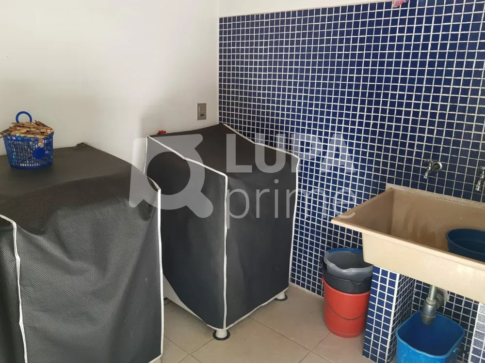 Casa, 3 quartos, 248 m² - Foto 3