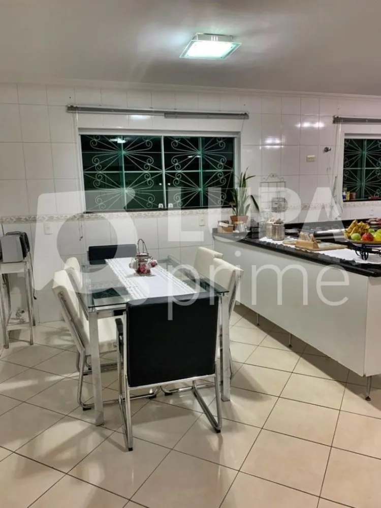 Casa, 4 quartos, 450 m² - Foto 1
